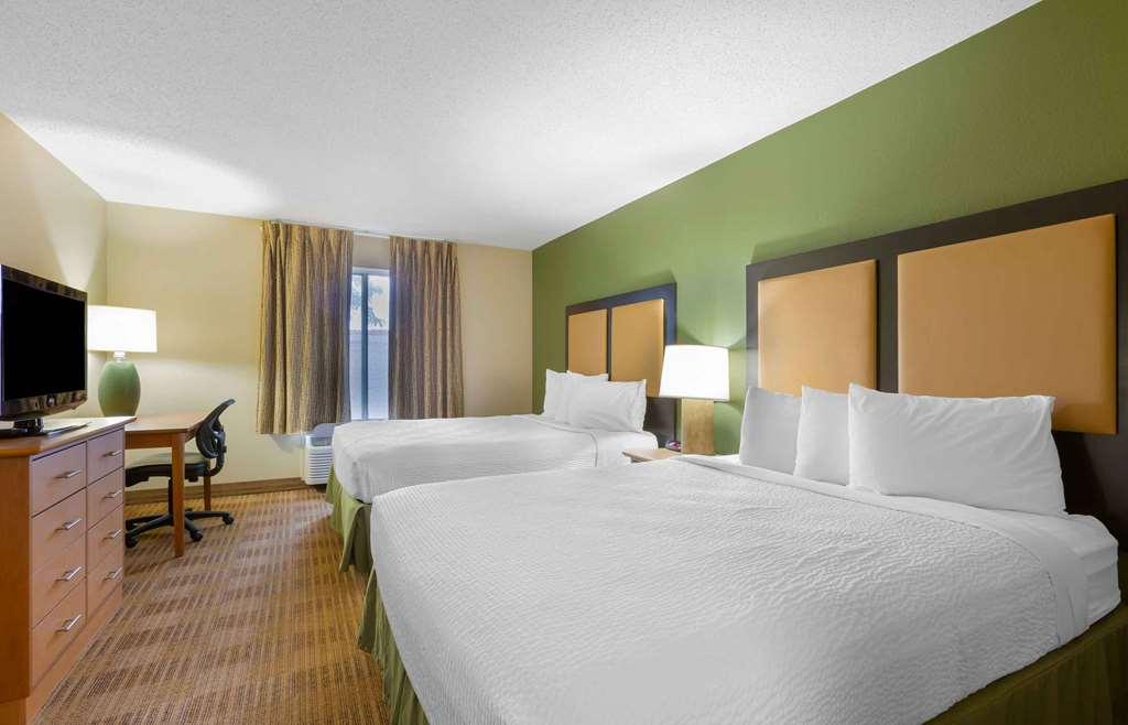 Extended Stay America Suites - Findlay - Tiffin Avenue Room photo